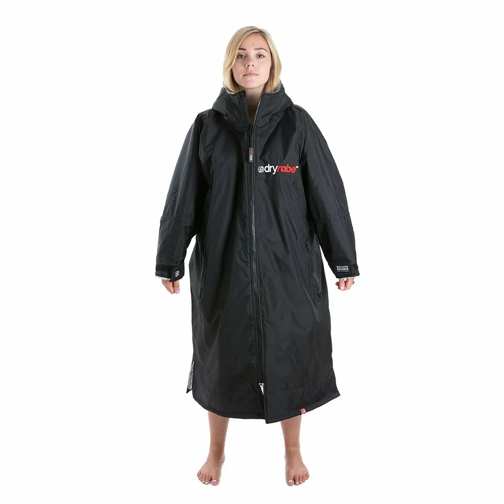 Dryrobe® Advanced Long Sleeve Changing Robe - Black/Grey 3 Dryrobe® Advanced Long Sleeve Changing Robe - Black/Grey
