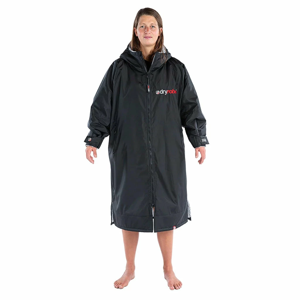 Dryrobe® Advanced Long Sleeve Changing Robe - Black/Grey 6 Dryrobe® Advanced Long Sleeve Changing Robe - Black/Grey - Image 4