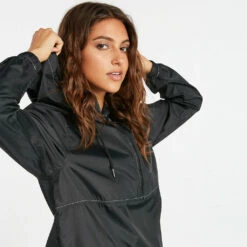 Volcom Womens Wind It Up Jacket - Black -Volcom Sales VOLCOM 0008 B1542103 BLK 1 1188x1584 crop center 86c3f9e0 45bf 4ed5 b529 adff2249bd3c