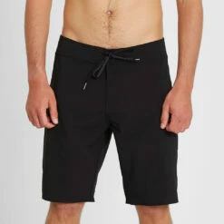 Volcom Mens Lido Solid Mod 20 Boardshort - Black